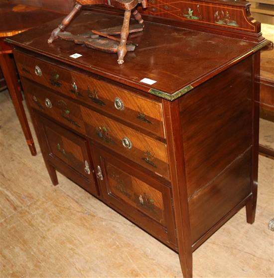 Lacquered chest of drawers and 2 doors(-)